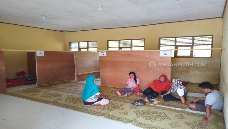 Gunung Merapi Memuntahkan Lava Pijar, 1.061 Warga Jateng Mengungsi