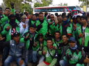Di Batam, Puluhan Komunitas Ojek Online Serbu Kedatangan Prabowo