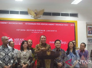 Menpora Minta Restu Jokowi Urus Sepakbola Indonesia