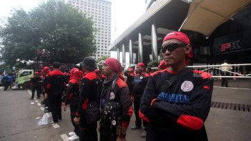 Aksi Demo Buruh Geruduk KPK Tuntut Pengungkapan Kasus Dugaan Suap Tenaga Kerja Asing (TKA) Kemenaker 