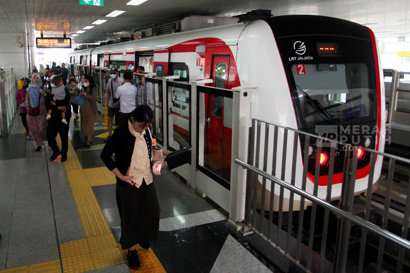 Rencana Pemprov DKI Jakarta Perpanjang Rute Operasi LRT Jakarta Sampai JIS dan PIK 2