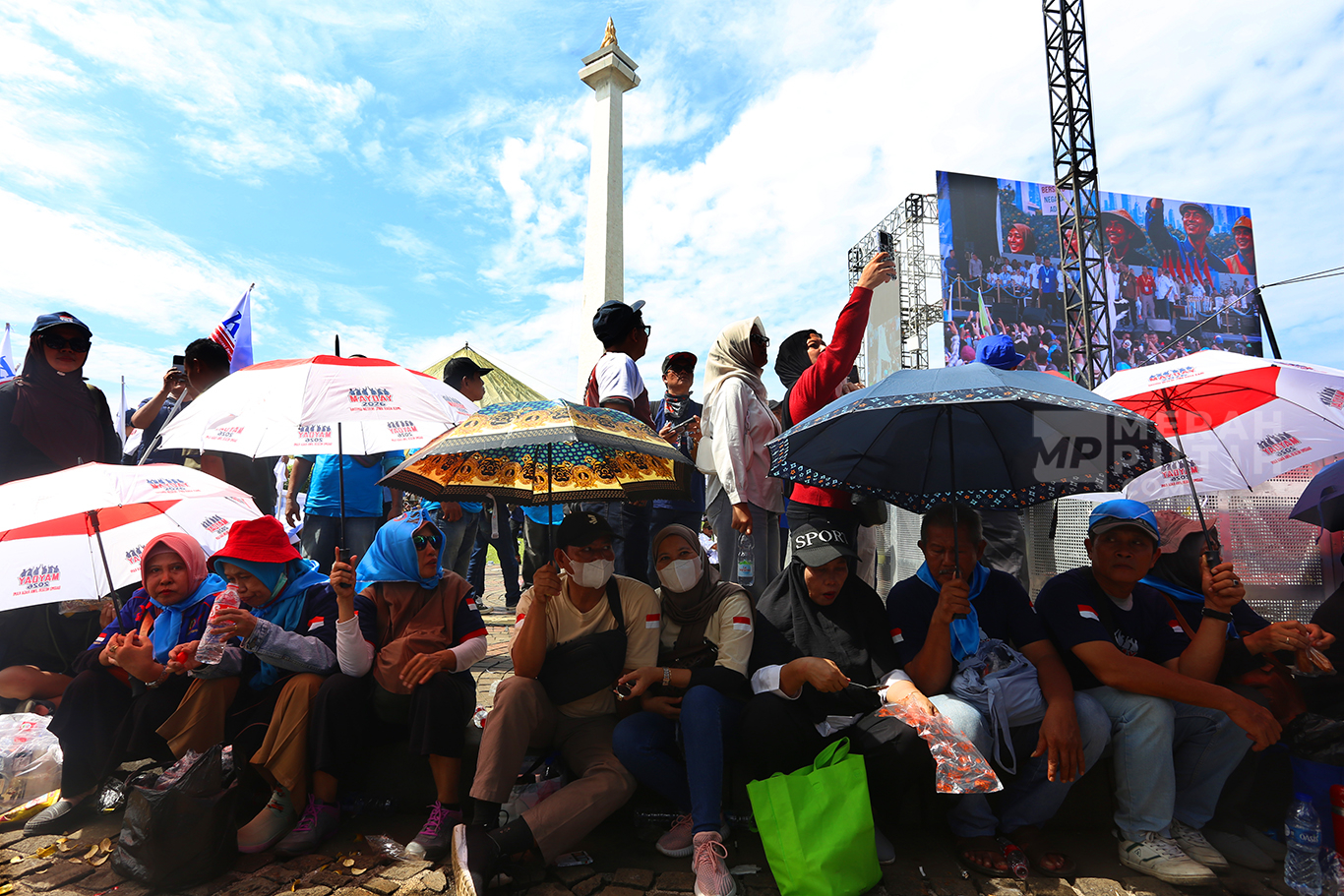 Ribuan Buruh Ikuti Peringatan Hari Buruh Internasional 2026 di Lapangan Silang Monas