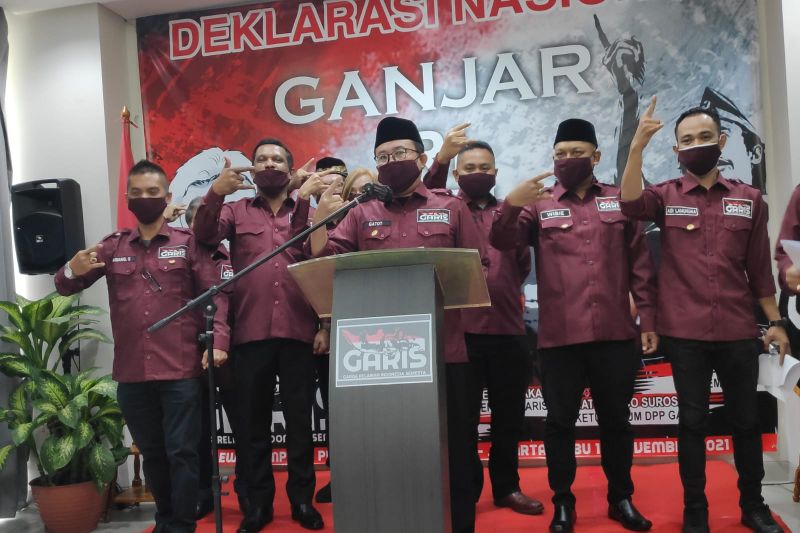 Deklarasi dukungan Garda Relawan Indonesia Semesta (GARIS) terhadap Gubernur Jawa Tengah Ganjar Pranowo untuk menjadi calon presiden periode 2024-2029 di Hotel Amaris, Jakarta, Rabu (10/10/2021) (ANTARA/Tri Meilani Ameliya)