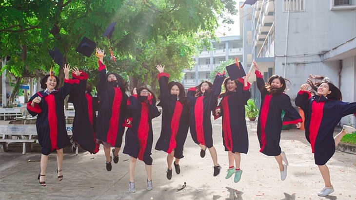 4 Cara Tetap Konsisten dan Serius Kuliah sampai Wisuda