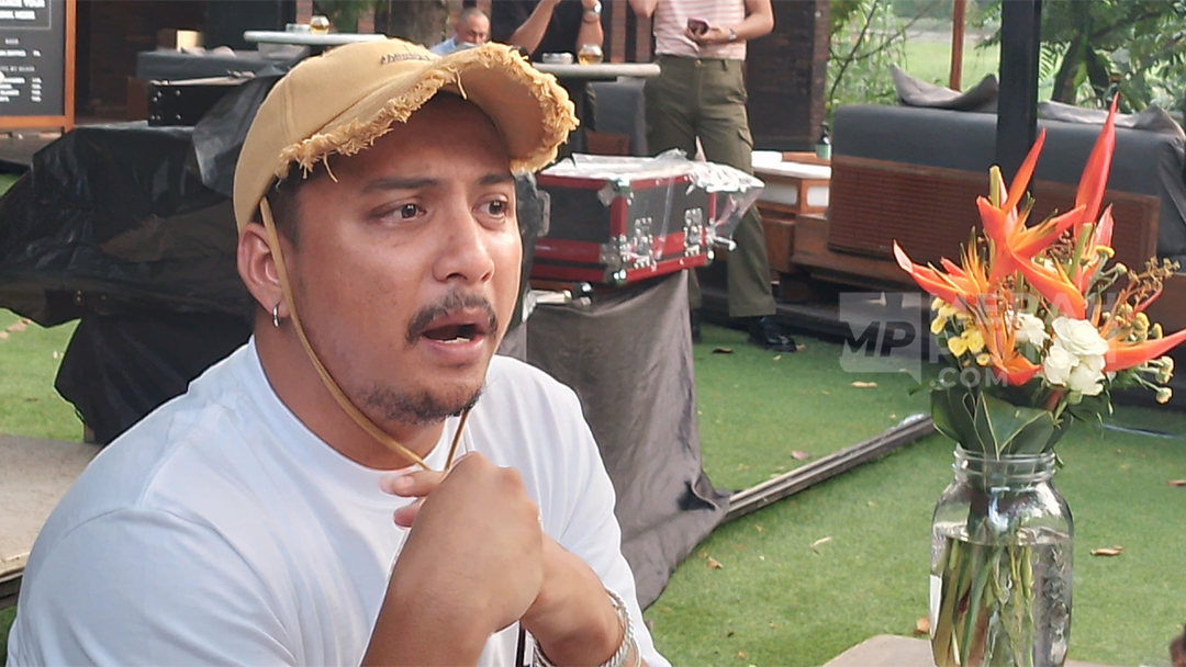 Sal Priadi Rencanakan Tur Konser Zuzuzaza di Jakarta bersama Gempi