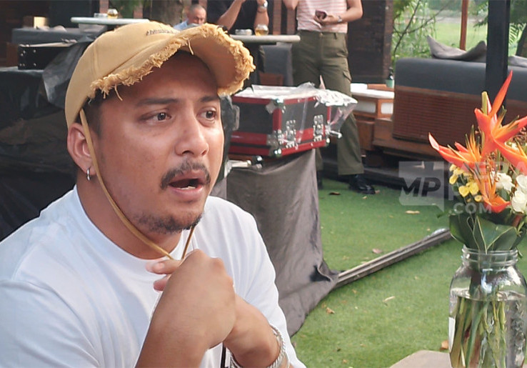 Sal Priadi Rencanakan Tur Konser Zuzuzaza di Jakarta bersama Gempi