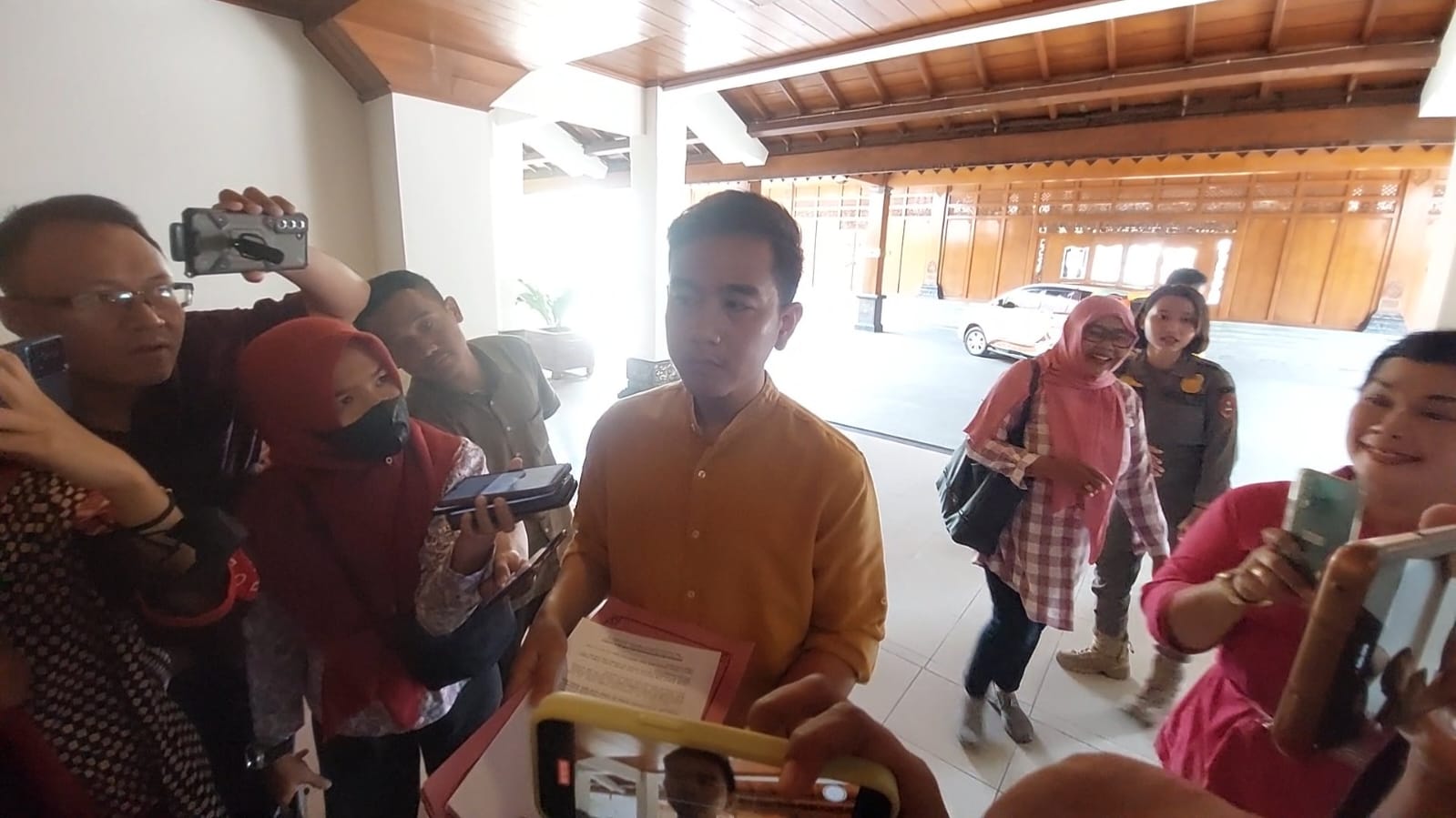 Surat Panggilan Gibran Typo Tahun, Bawaslu Jakpus Persilakan TKN Lapor DKPP