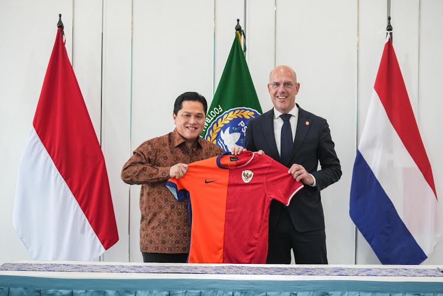 KNVB Bakal Bantu Pembinaan Usia Dini Hingga Pendidikan Pelatih Sepak Bola