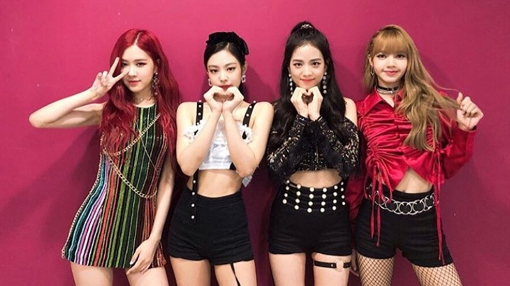 Keseruan BLACKPINK Saat Tiba di Jakarta