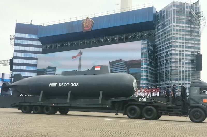 HUT ke-80 TNI: Kapal Selam Tanpa Awak Hadir di Monas, Alutsista Baru Buatan PT PAL