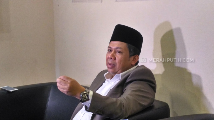Fahri Hamzah Sebut Keputusan Golkar Pertahankan Setnov Elegan