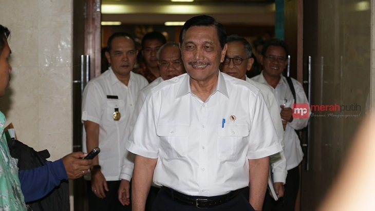 Maskapai Asing Masuk RI, Luhut: Kita Lihat Pelan-Pelan