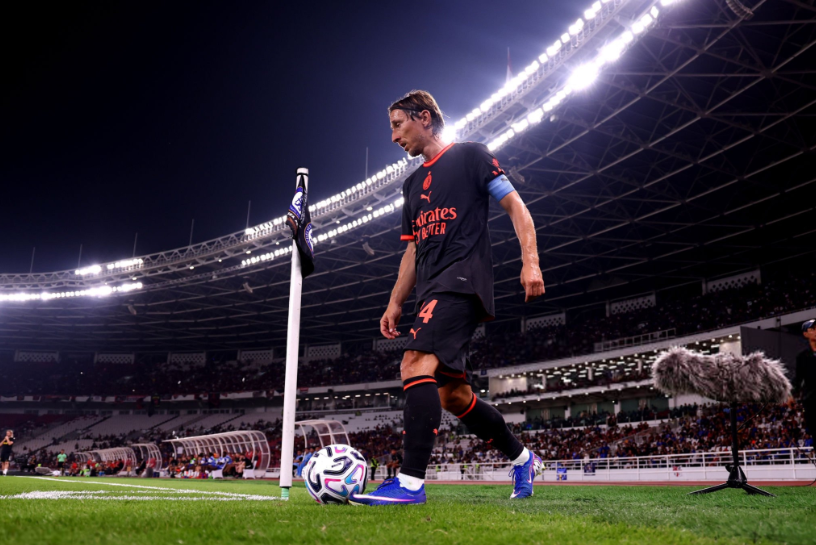 3 Catatan Krusial Kekalahan Telak AC Milan dari Chelsea di SUGBK: Skuad Gemuk, Terlalu 'Modric Sentris' 