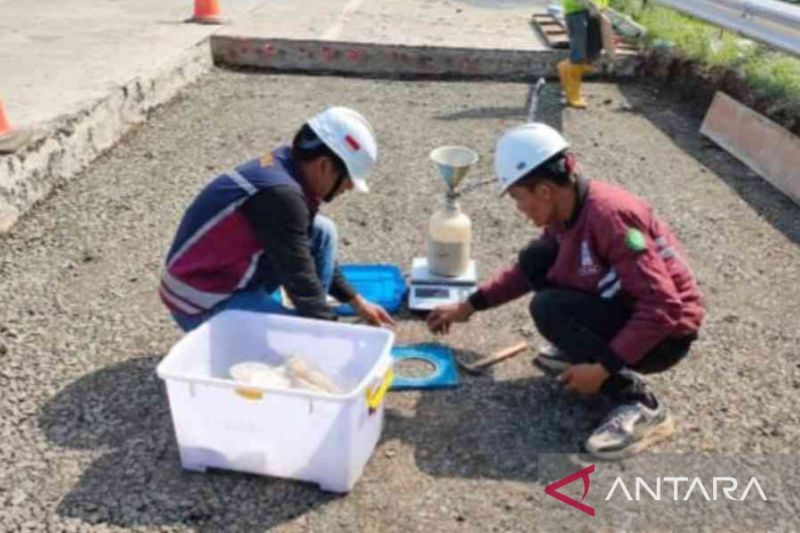 Jelang Lebaran, Jasa Marga Rekonstruksi Tiga Titik Jalan Tol Jakarta-Cikampek