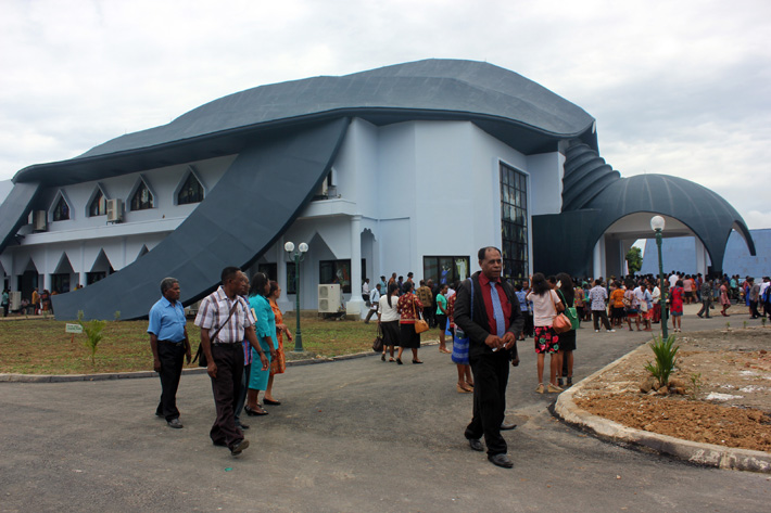 Pentahbisan Gereja Alfa Omega Disterilkan Tim Jihandak Polda Papua