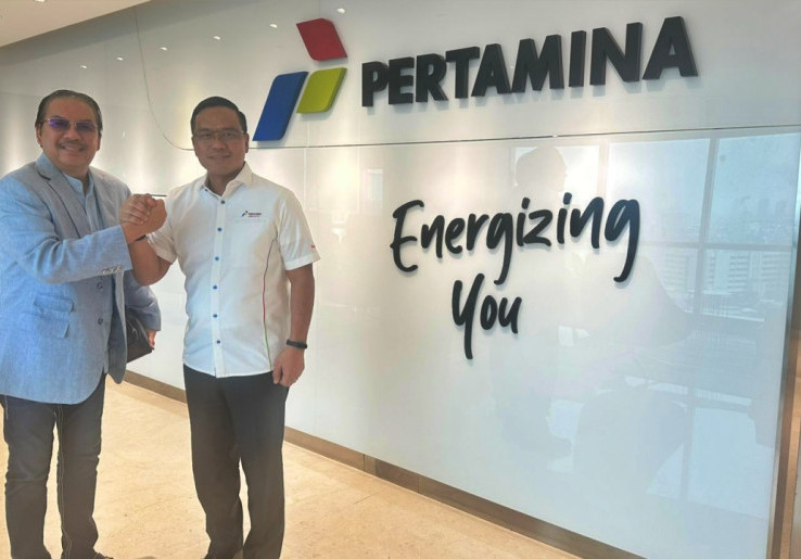 Bertemu Dirut Utama Pertamina, Komut PHE Denny JA: Make Pertamina Great Again!