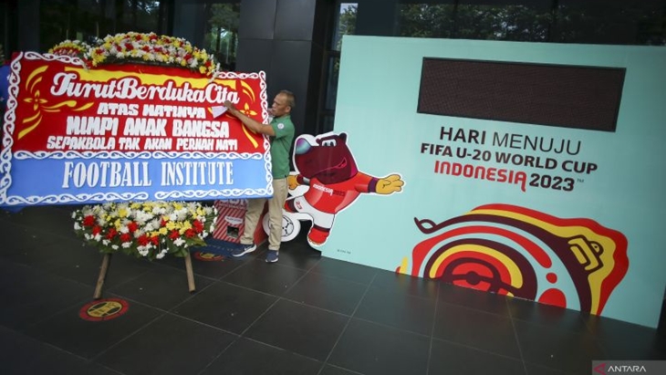 Pimpinan MPR Minta Pemerintah dan PSSI Tak Menyerah
