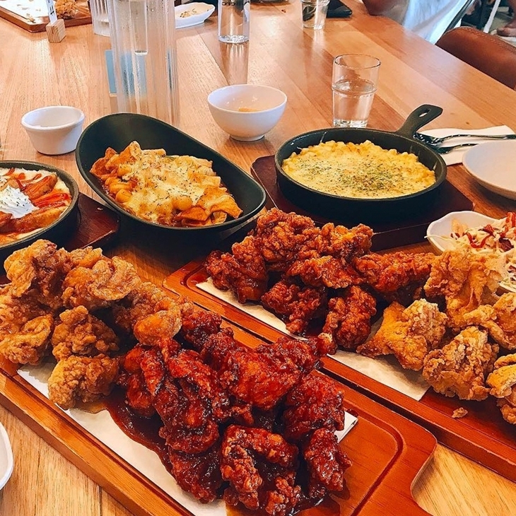   Korean Fried Chicke khas Korea. (Foto: instagram.com/gamichickenbeer)