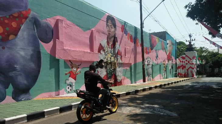 Wajah Jokowi Sampai Susi Susanti Mejeng di Kampung Asian Games Solo