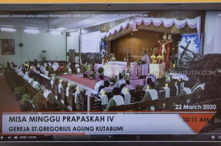 Cegah Penyebaran Corona, Gereja St. Gregorius Agung Paroki Kutabumi Gelar Misa via YouTube