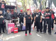 Anggap Perkara Hasto Receh, Pengurus PDIP Yogyakarta Bawa Koin ke Pengadilan