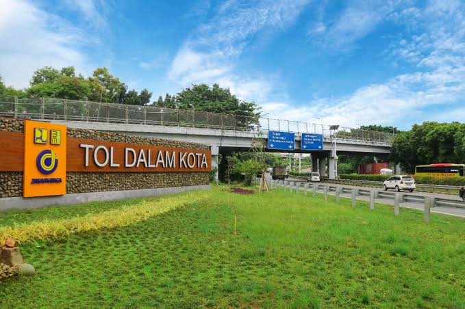 Tarif Tol Dalam Kota Naik, Pengendara Ikutan Menjerit