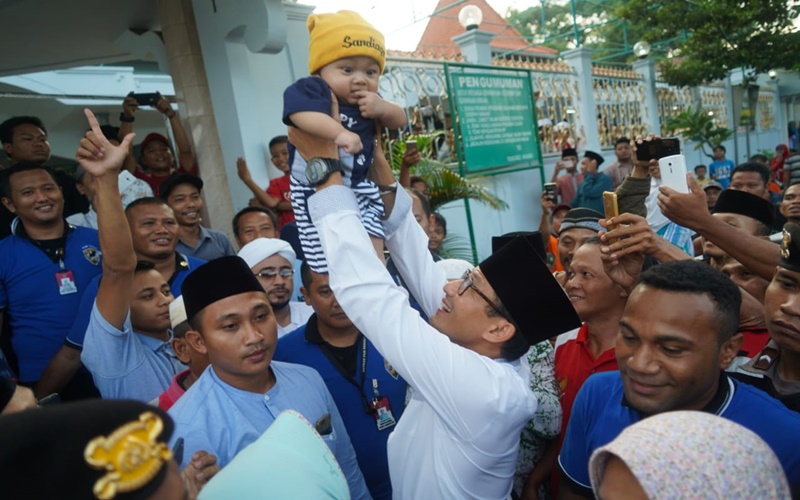 Sandiaga Uno bersama warga Pati Jawa Tengah