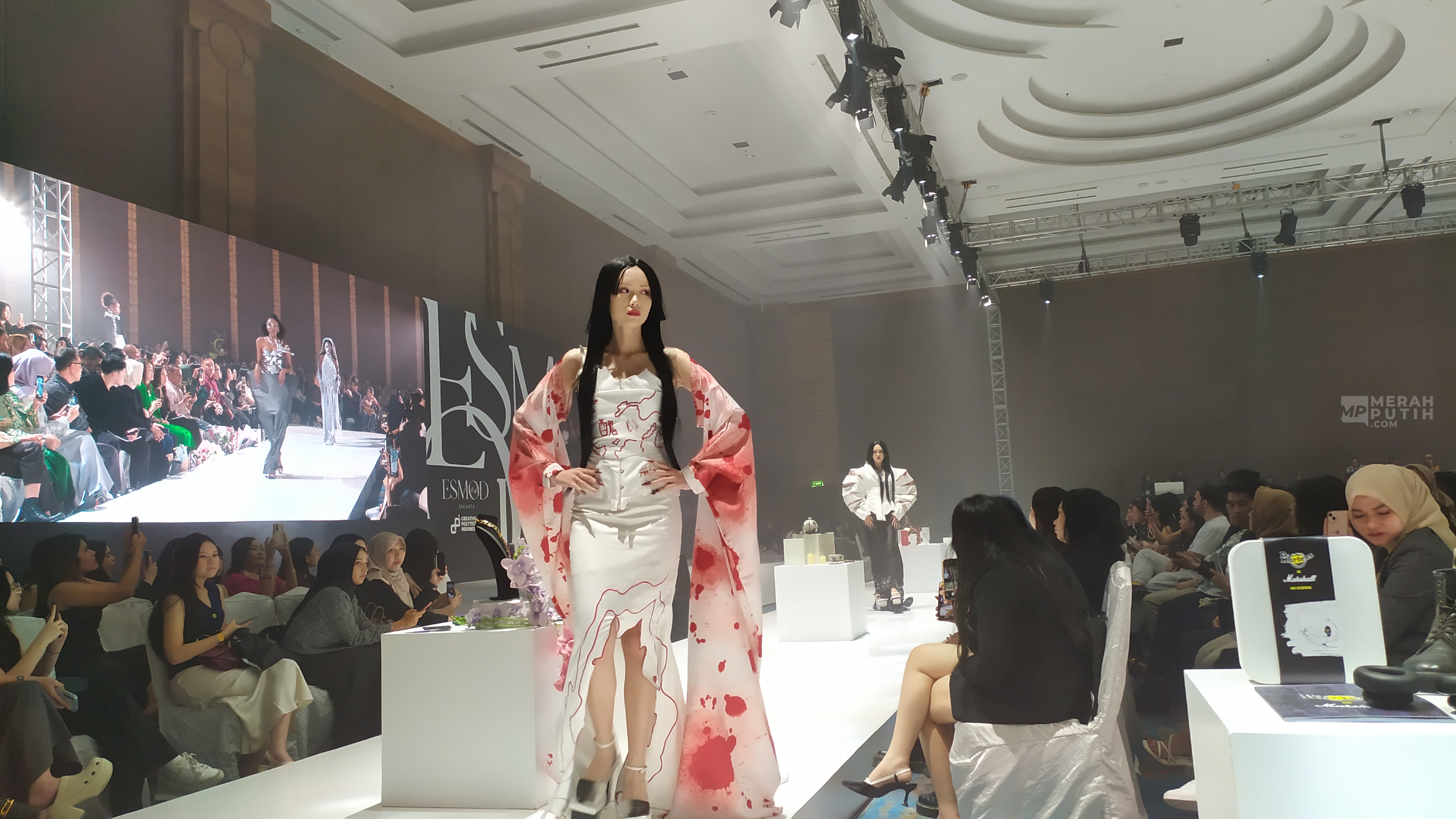 ESMOD Jakarta Tampilkan '159 Looks' dalam Creative Show 2024