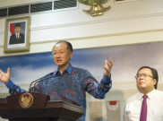 Bos Bank Dunia Mundur