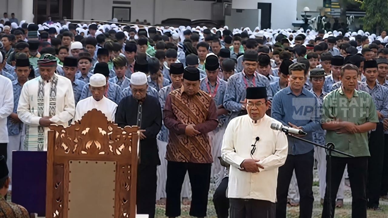 Kemarau Panjang Makin Terasa, 2.000 Santri Gelar Salat Istisqa dan Panjatkan Doa