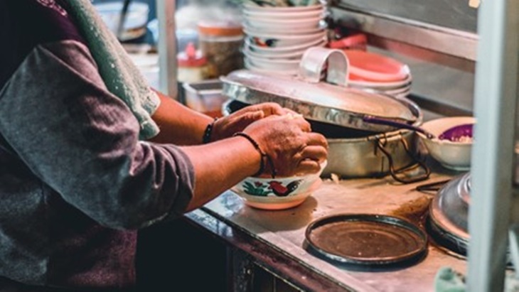 Kreasikan Bubur Buatanmu di Rumah dengan 3 Resep ini