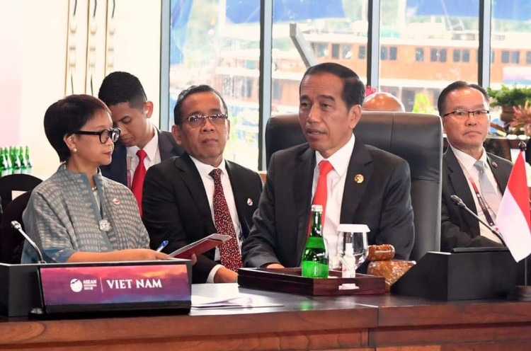Jokowi Pimpin Dua Pertemuan di Hari Terakhir KTT ke-42 ASEAN 