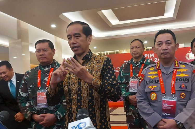 Jokowi Ingatkan TNI-Polri Jaga Kondusivitas dan Tak Ikut Politik Praktis