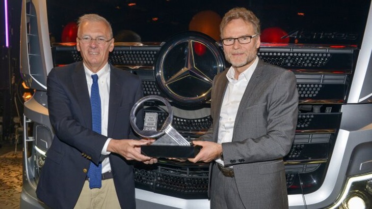Jurnalis Eropa Nobatkan Mercedes Benz New Actros sebagai Truk Terbaik