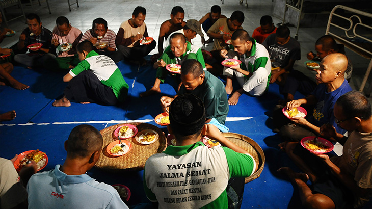 Sudin Jaktim Amankan Pengemis Bawa Uang Rp3,4 Juta di Matraman