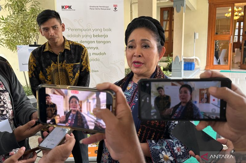 Titiek Soeharto Minta Rakyat Jangan Suuzan Korupsi Izin Hutan di Balik Bencana Sumatera