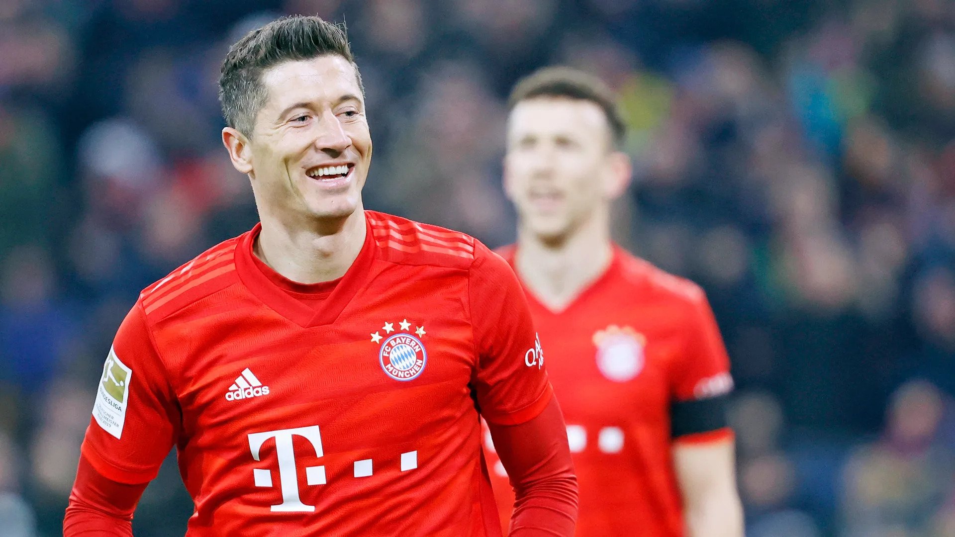 Berapa Besar Peluang Barcelona untuk Datangkan Robert Lewandowski?