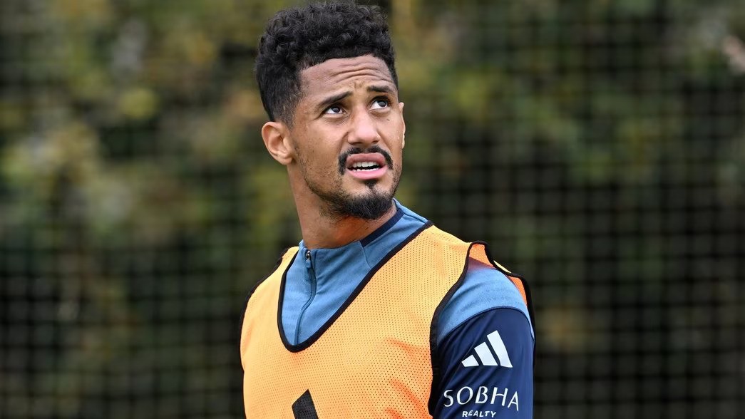 Real Madrid Gigit Jari, William Saliba Pilih Perpanjang Kontrak di Arsenal