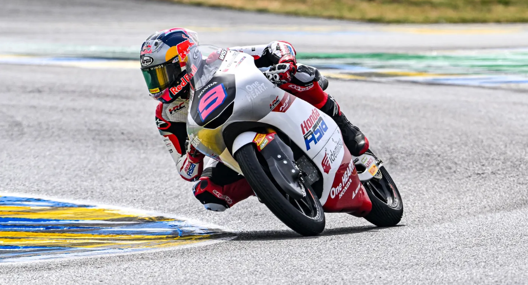 Hasil Moto3: Veda Ega Pratama Curi Perhatian Dunia Finish 10 Besar, Hancurkan Dominasi Rider Eropa