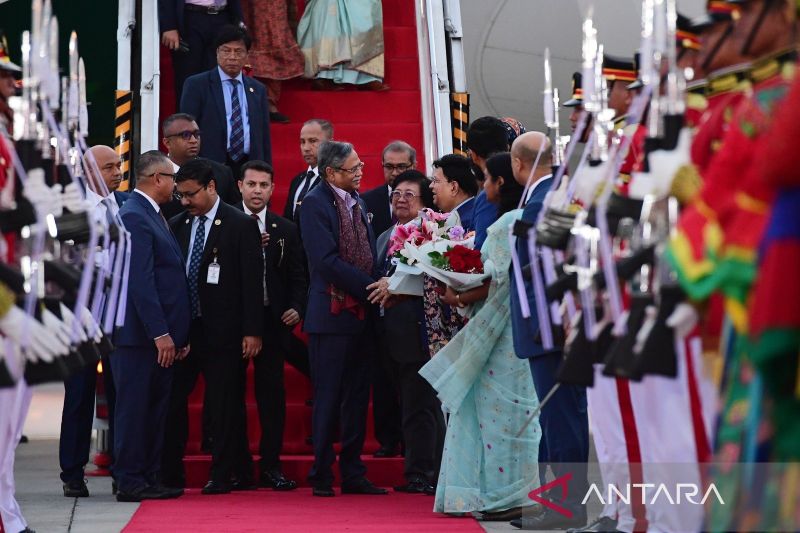 Hari Ini Jokowi Buka KTT ke-43 ASEAN di JCC