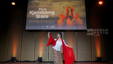 Jelang Pementasan Seni Ronggeng Gunung Bertajuk Sang Kembang Bale 