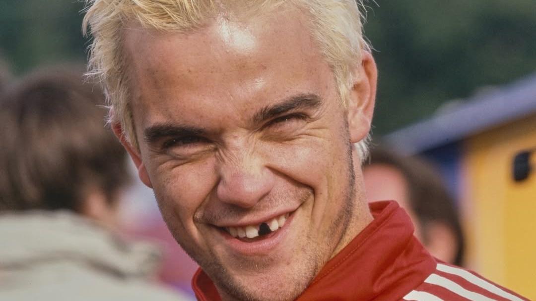 Robbie Williams Kembali dengan Single Terbaru 'Rocket', Berikut Lirik Lengkapnya