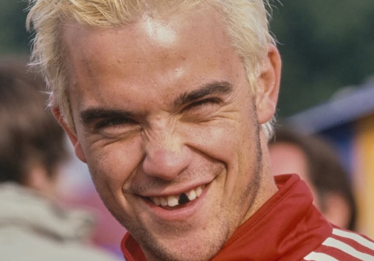 Robbie Williams Kembali dengan Single Terbaru 'Rocket', Berikut Lirik Lengkapnya