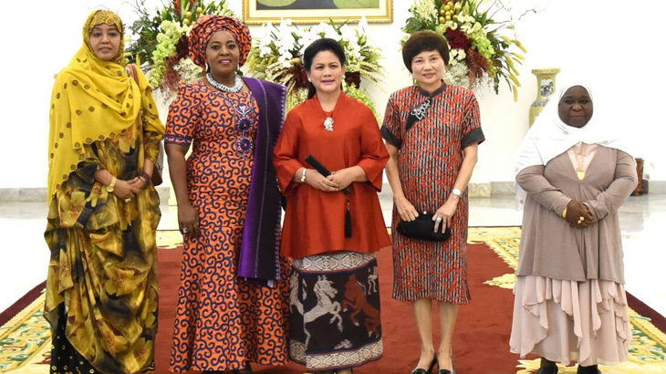Iriana Widodo bersama para istri pemimpin negara anggota IORA. (Biro Pers Setpres)