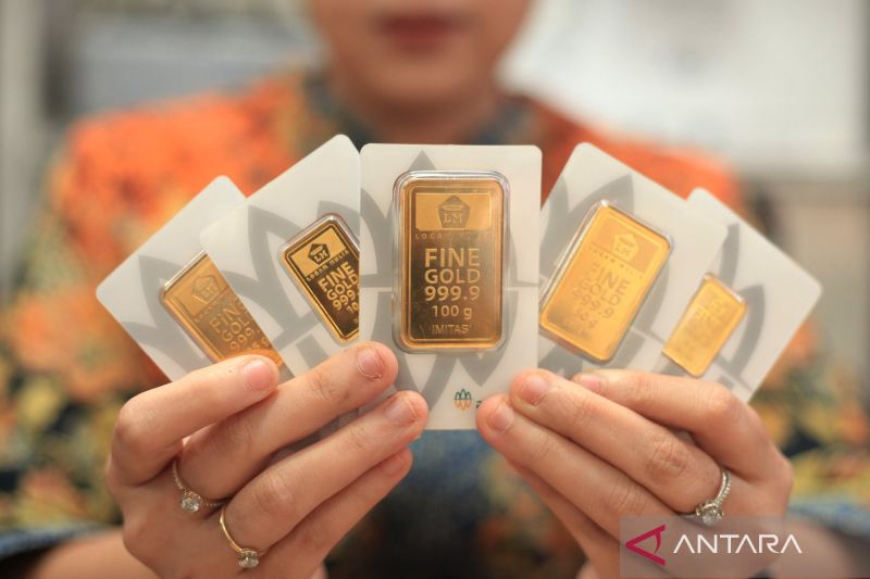 Rabu Siang, Harga Emas Batangan Antam Turun Drastis Jadi Rp 2,3 Juta per Gram