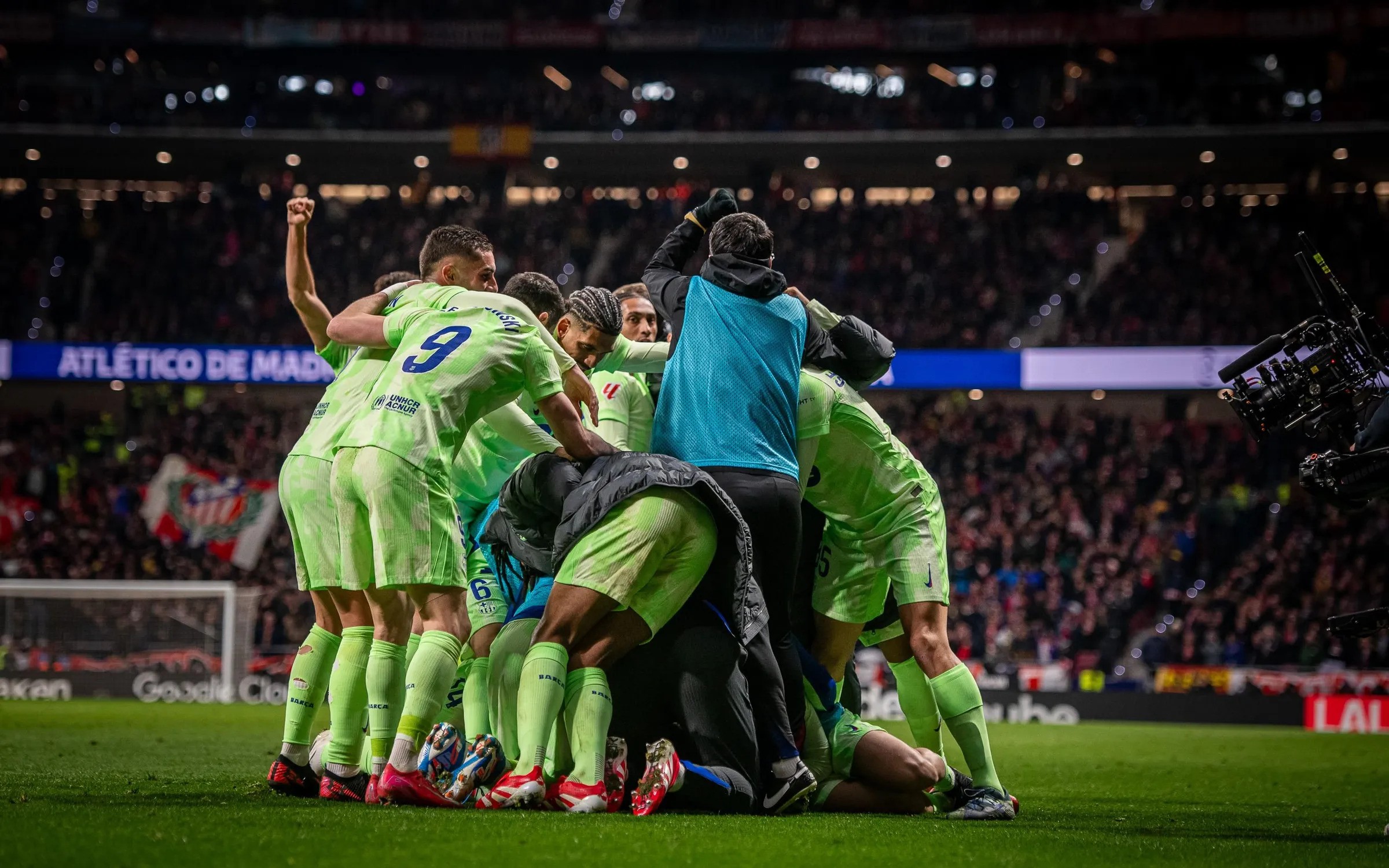 Menang Dramatis 4-2 Lawan Atletico, Barcelona Kembali Kuasai Klasemen Liga Spanyol