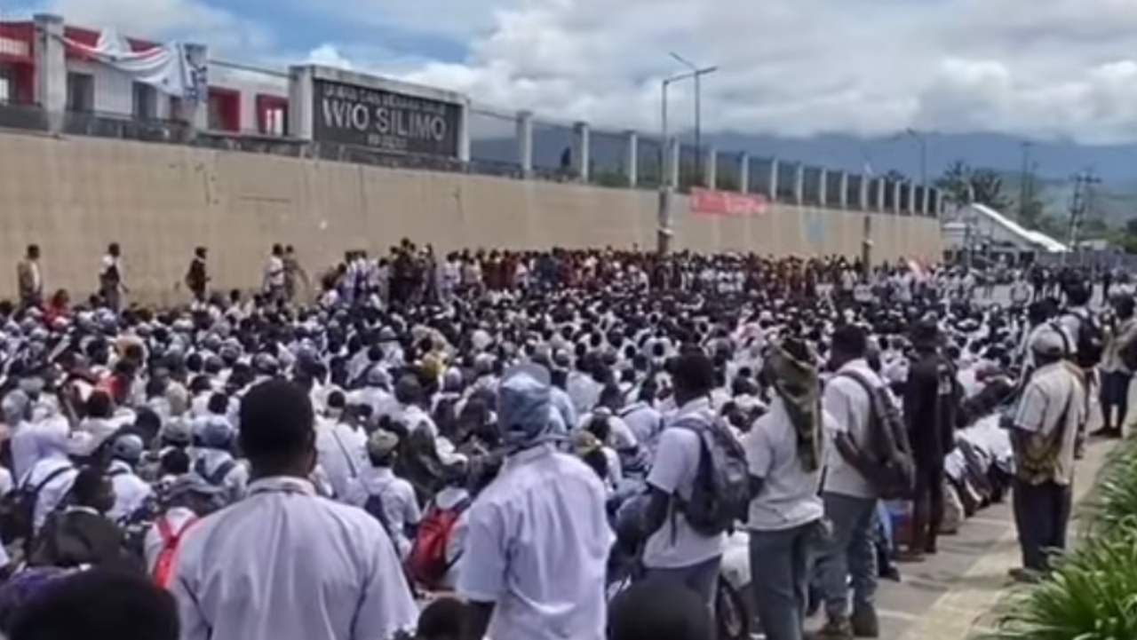 Pelajar Demo Minta Pendidikan Gratis, Pengamat: Makan Bergizi Gratis Bukan Solusi Atasi Persoalan di Papua