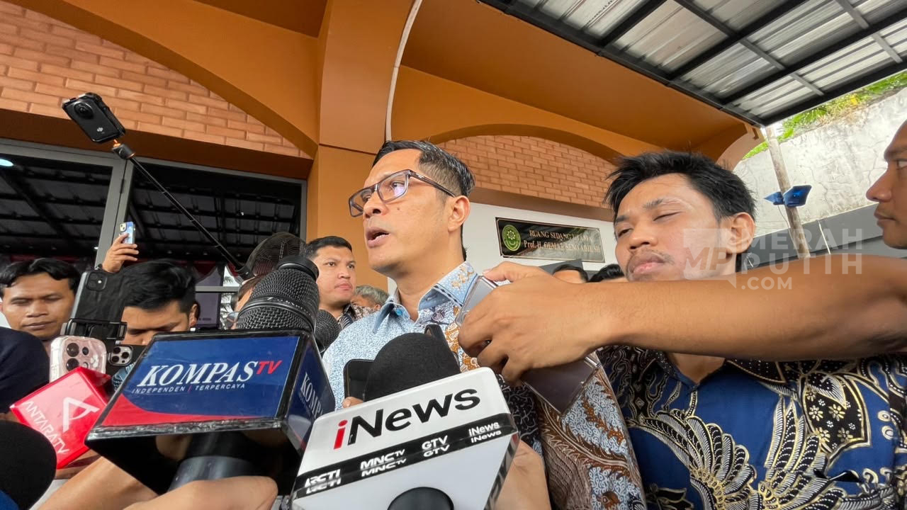 30 Dugaan Kesalahan Prosedural Penetapan Tersangka Eks Jampidsus Febrie Versi Kuasa Hukum