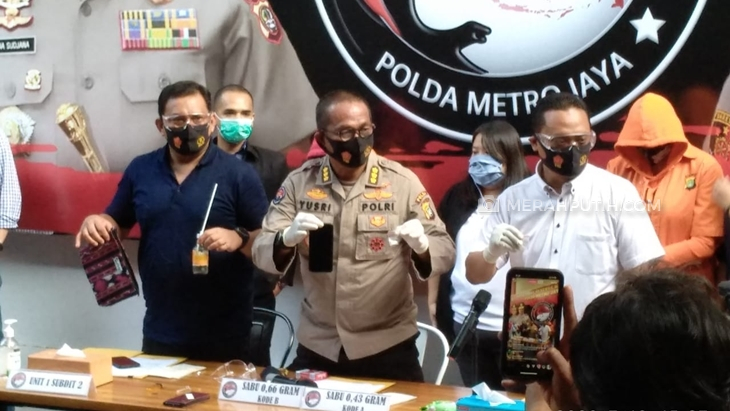 Polda Metro Jaya dalam konferensi pers kasus narkoba Catherine Wilson di Polda Metro Jaya, Sabtu (18/7). (Foto: MP/Kanugrahan)