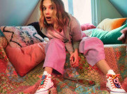 Koleksi Sepatu Penuh Warna Dari Converse x Millie Bobby Brown